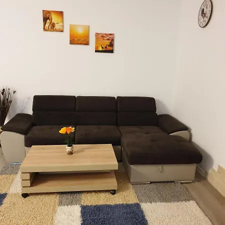 Leon Apartament Apartment